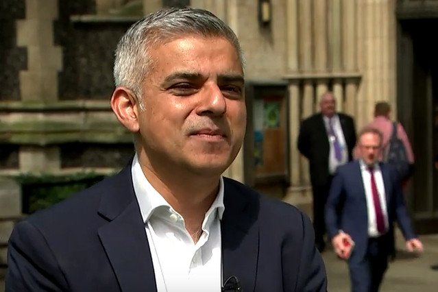 Sadiq Khan nowym burmistrzem Londynu.