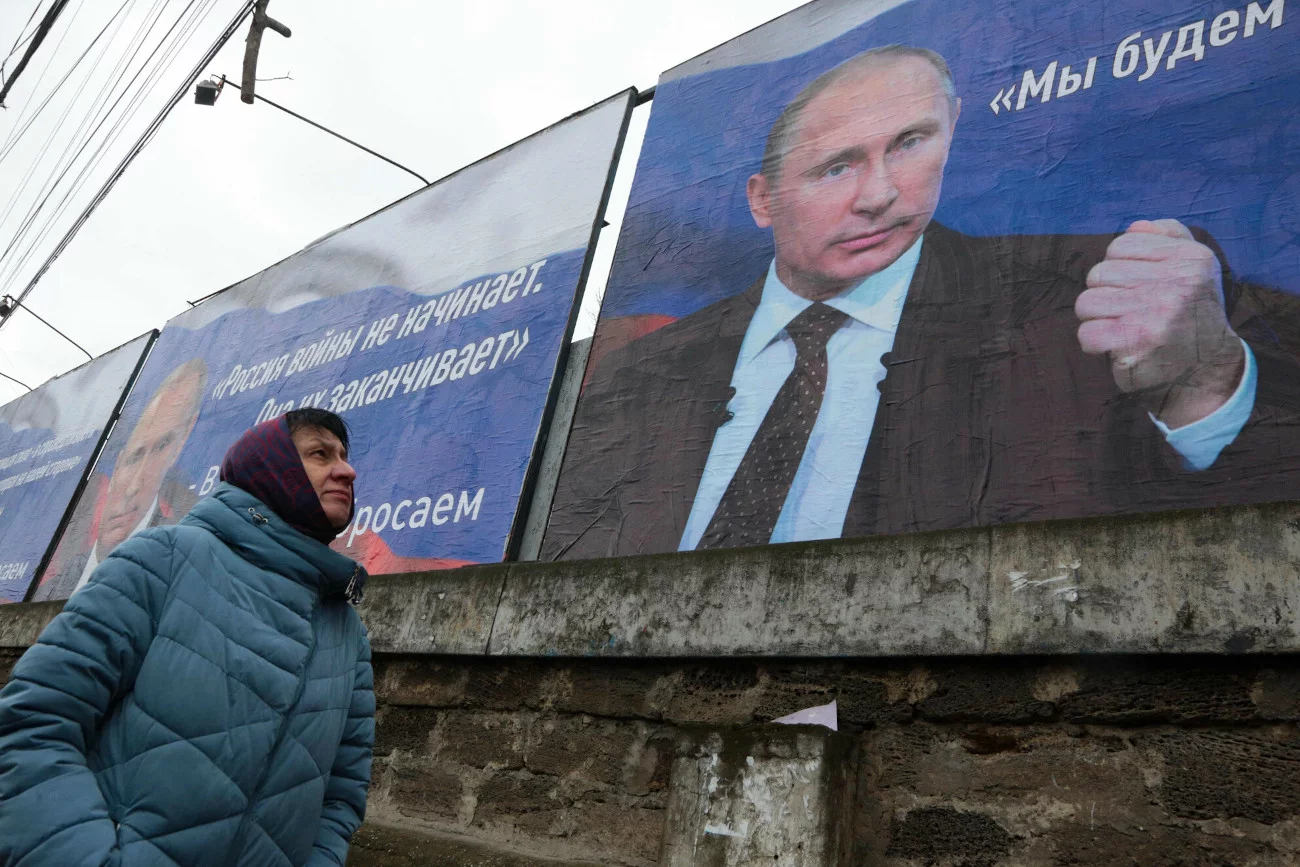 Rosjanie już odczuwają gigantyczne skutki decyzji Władimira Putina o napaści na Ukrainę. Rosja jest już objęta największymi sankcjami na świecie.