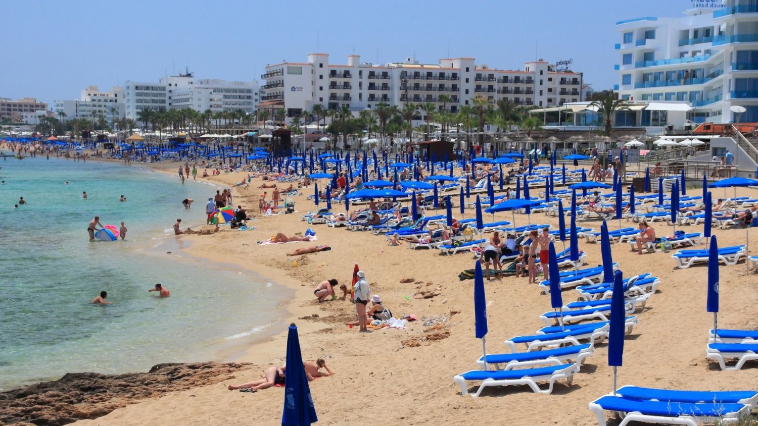 Wyjazd z biurem podróży można odwołać. Wiemy, czy także ten do Egiptu i na Cypr