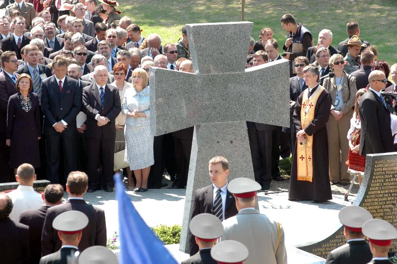 Prezydenci Polski i Ukrainy w Pawlokomie, 2006 r.