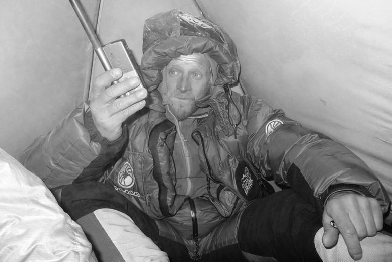 Raport odsłania kulisy tego, co działo się na górze Nanga Parbat z Tomaszem Mackiewiczem i Elisabeth Revol.