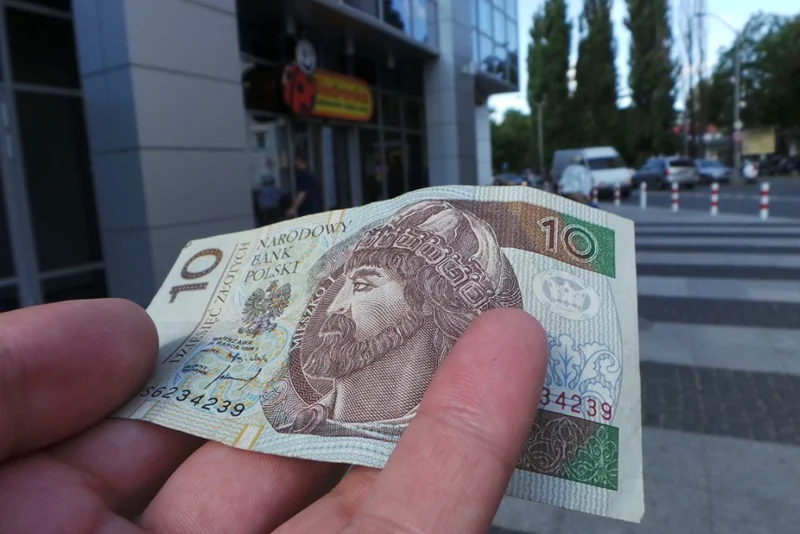 Dania vs Polska, czyli co da się kupić za godzinną stawkę studenta