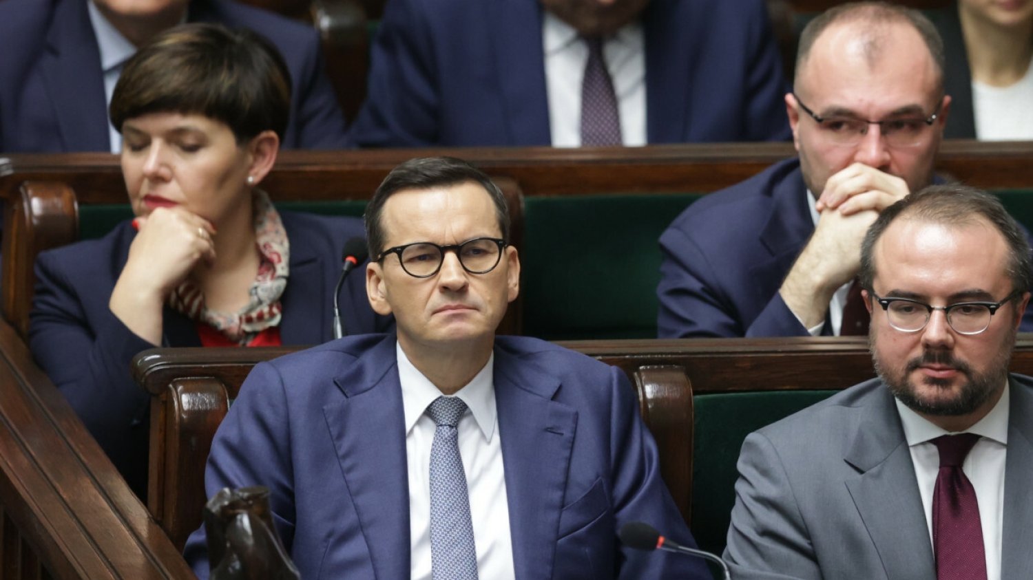 Morawiecki bez wotum zaufania. Tak głosowały poszczególne kluby.