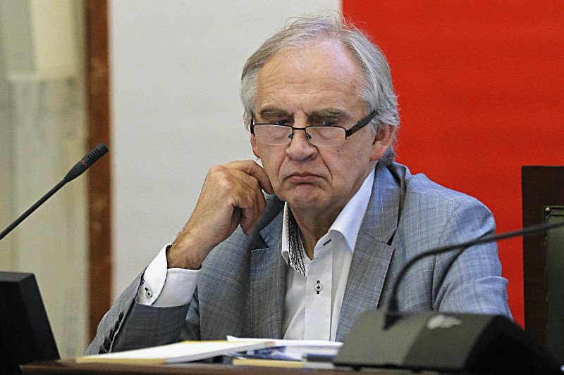 Prof. Marian Zembala nie lubi, kiedy ktoś ma uwagi pod adresem służby zdrowia?