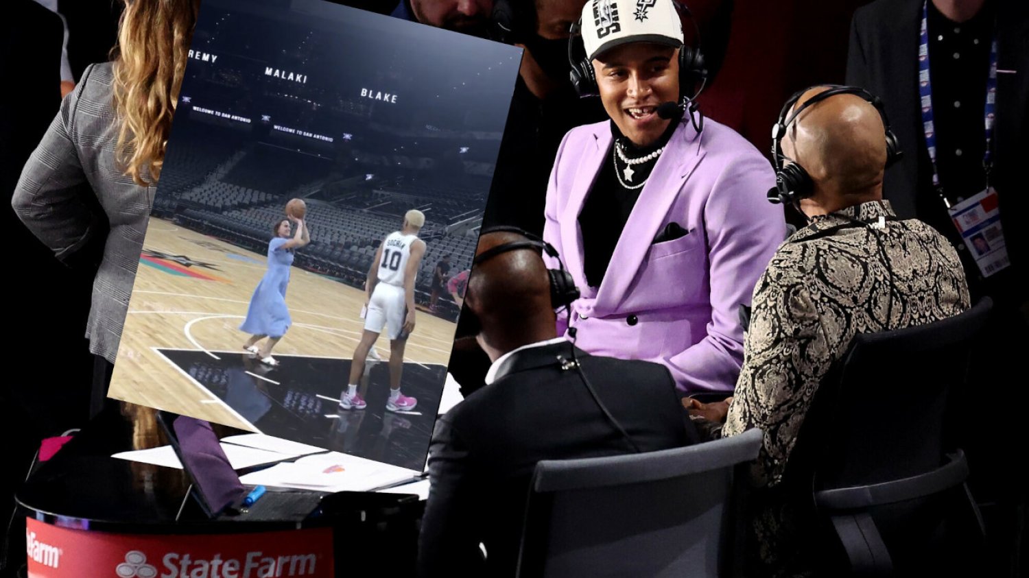Jeremy Sochan bardzo pewnie wkroczył do świata NBA. Na parkiecie San Antonio Spurs zagrał w basket ze swoją mamą.
