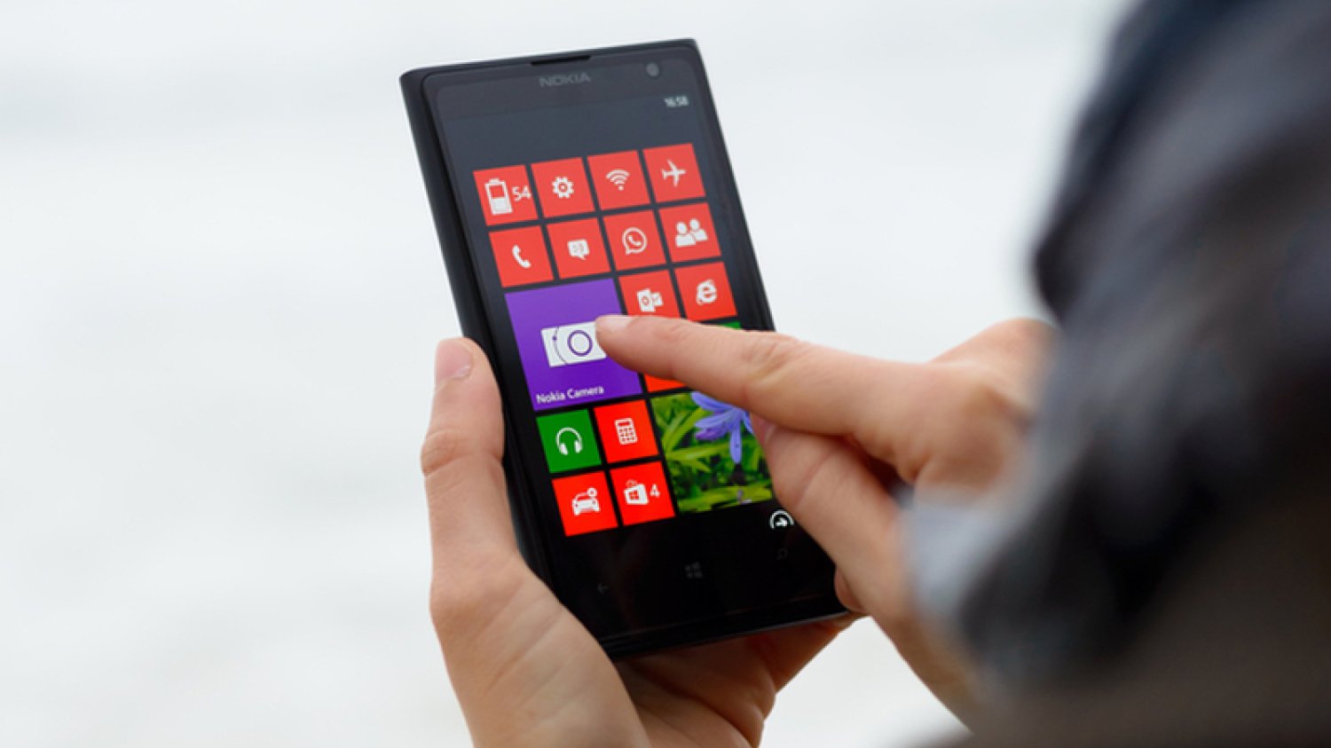 [url=http://shutr.bz/1jyplI0]Koniec[/url] legendarnej marki Nokia. Nazwa zmieni się na Microsoft Mobile Oy