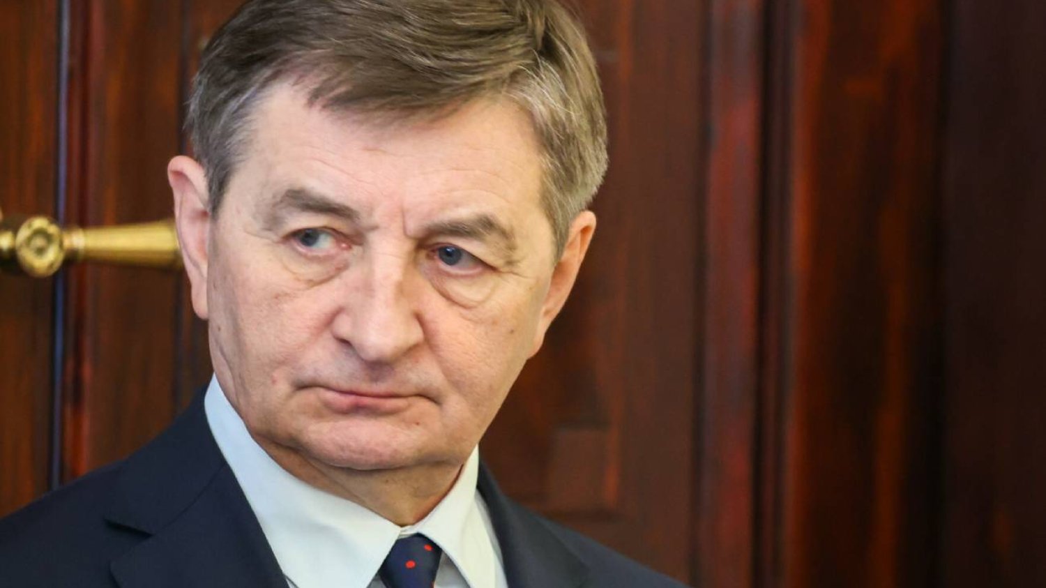 PiS – Marek Kuchciński zatrudnił dzieci swoich znajomych w KPRM