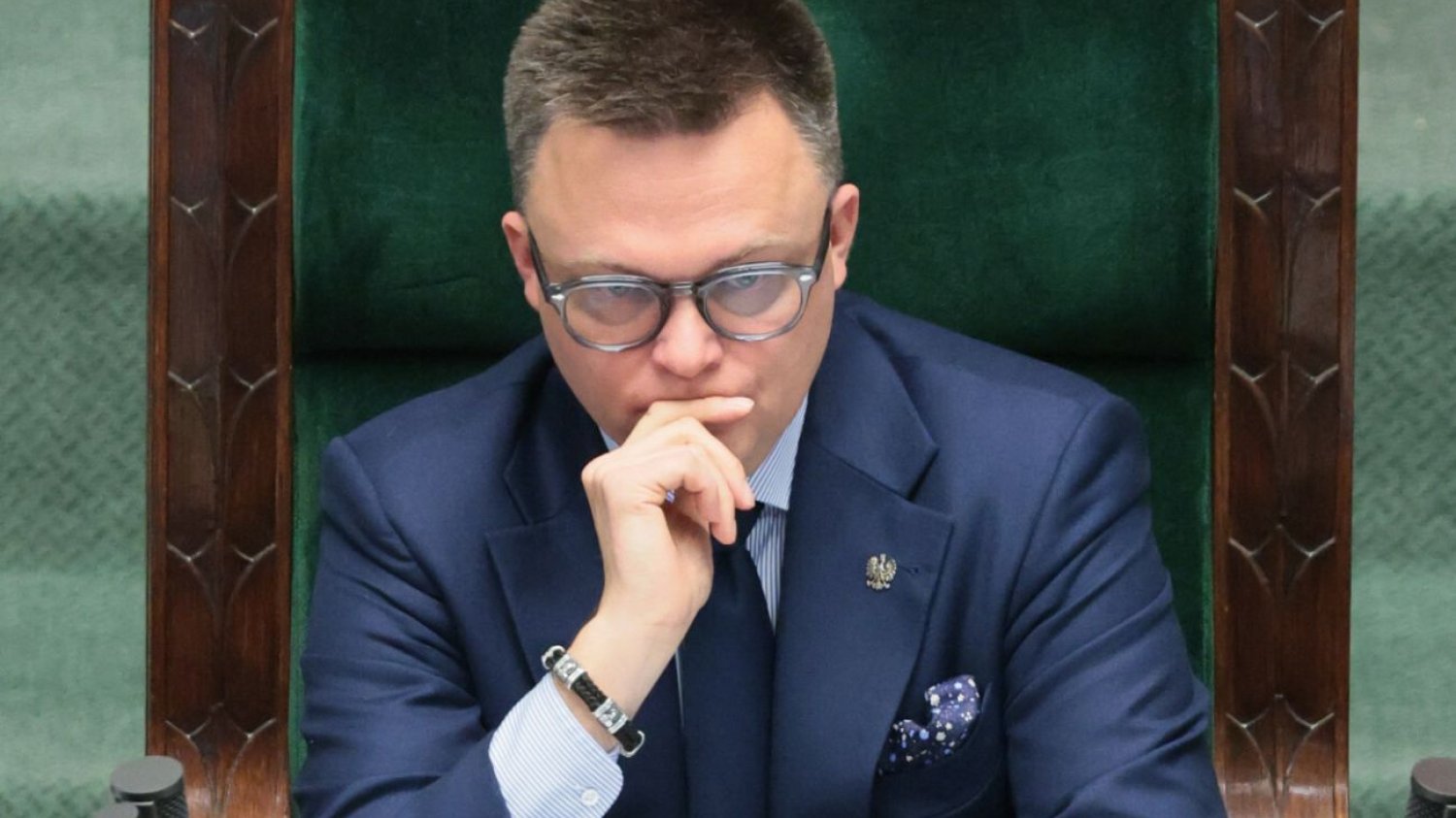 Nowy sondaż zmartwi Hołownię. Trzecia Droga nie jest nawet trzecia