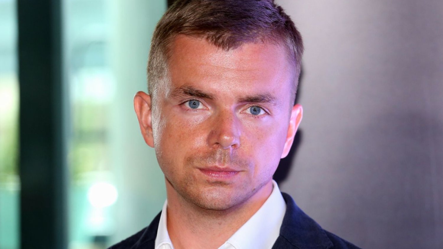 Paweł Szopa stoi za marką "Red is Bad". Jednak dorobić się mógł również dzięki współpracy z PiS