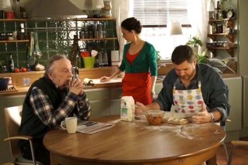 Tomasz Karolak, Jolanta Fraszyńska i Wojciech Pokora objaśnią Polakom tajniki finansów i ekonomii w nowym serialu TVP "Spokojnie, to tylko ekonomia!"