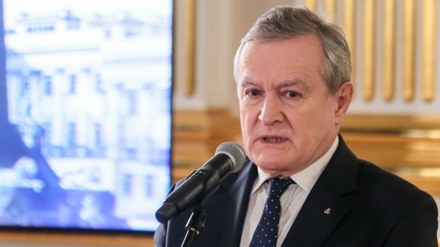 Piotr Gliński podczas ogłoszenia powołania spółki celowej przeznaczonej do wykonania odbudowy Pałacu Saskiego.