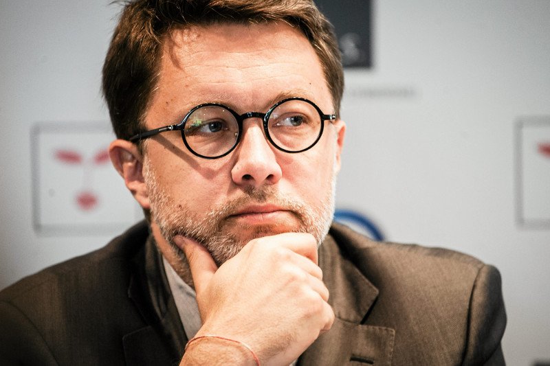 – Ja mógłbym każde swoje wystąpienie opatrywać skrótem "WżtjdzSz" - "Wiem, że tu jestem dzięki Szymborskiej" – mówi Michał Rusinek.