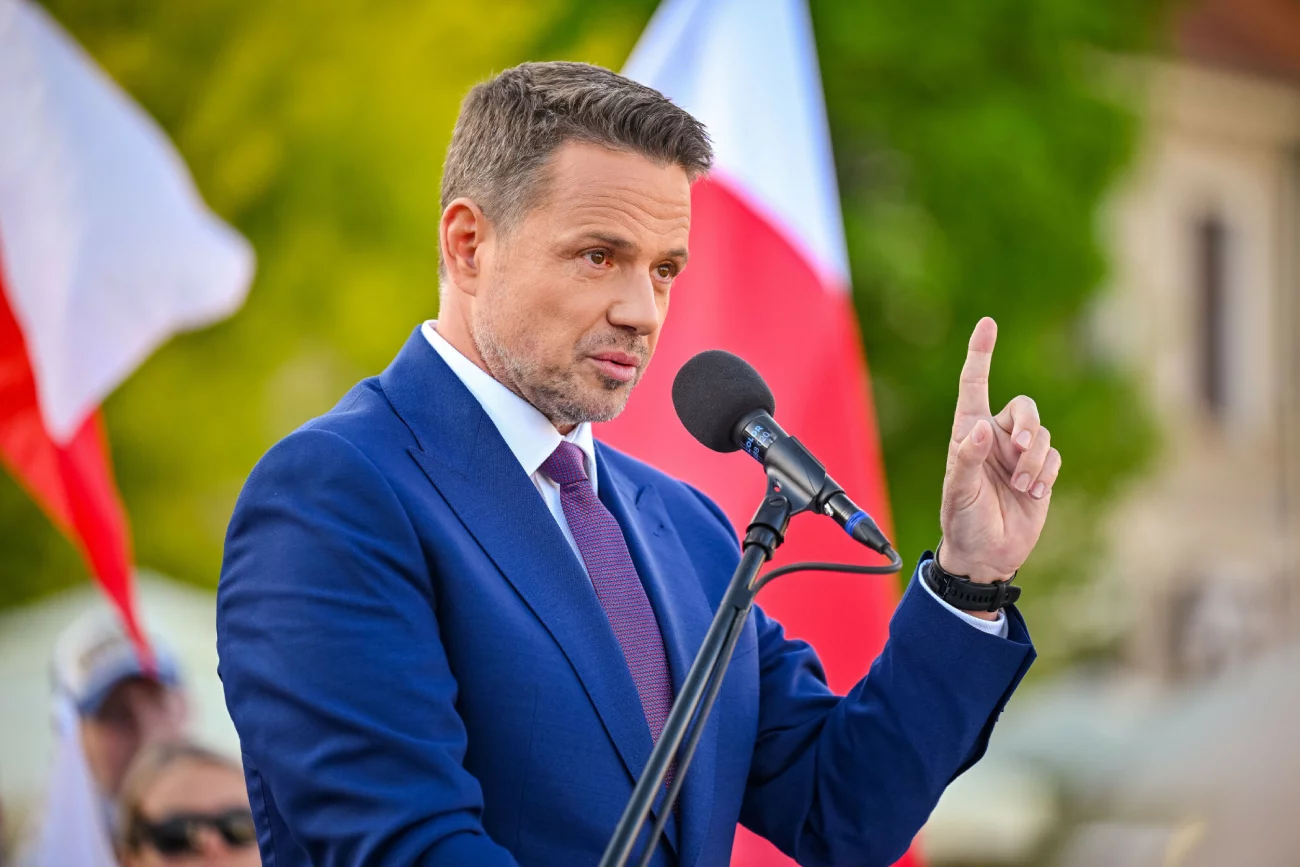 Trzaskowski w nocny wbił szpilę Nawrockiemu. "I to jest ta zasadnicza różnica" Nocny wpis Trzaskowskiego. Wbił szpilę Nawrockiemu