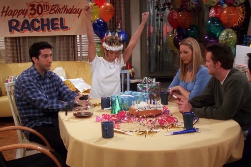 W serialu "Friends" każdy bohater mocno przeżywał swoją 30stkę. To czeka każdego, ale wcale nie musi być strasznie