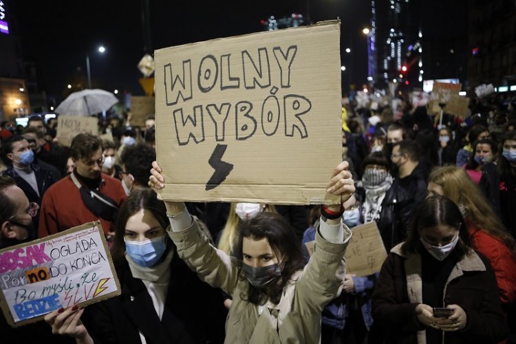 Organizatorkom strajku kobiet może grozić do 8 lat więzienia.