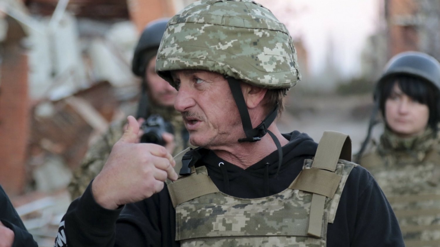 Sean Penn zmierza w stronę polskiej granicy. Aktor nagrywał w Ukrainie film dokumentalny.