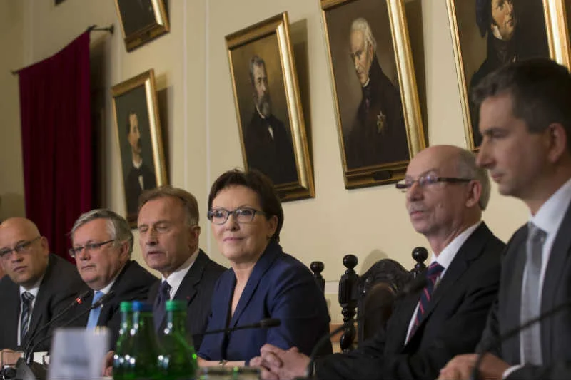 Ewa Kopacz obiecała 10 ustaw gospodarczych. Podpowiadamy jej co to powinno być.