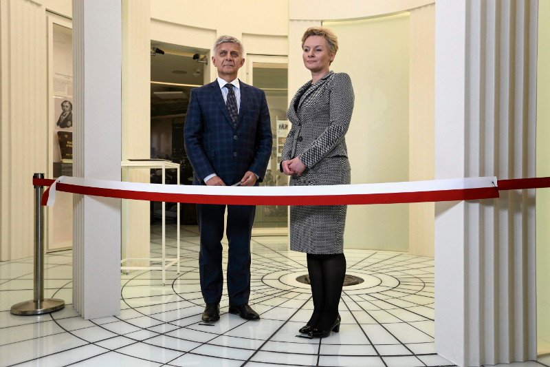 Dorota Skrzypek obok Marka Belki.