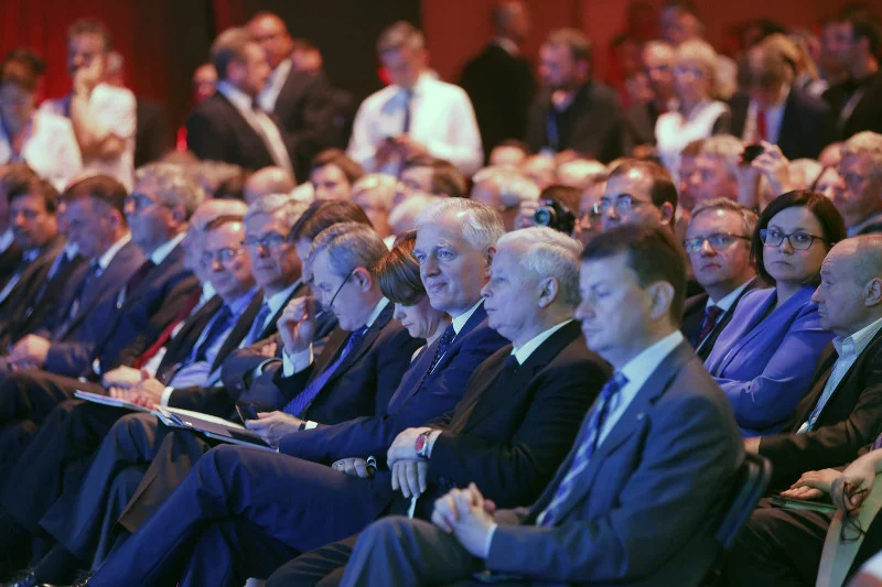 Bank of America już bada skutki zwycięstwa PiS. Populizm budzi obawy, ale to tylko obiecanki