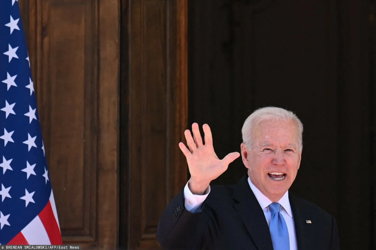 Joe Biden przeprosił reporterkę CNN za sprzeczkę.