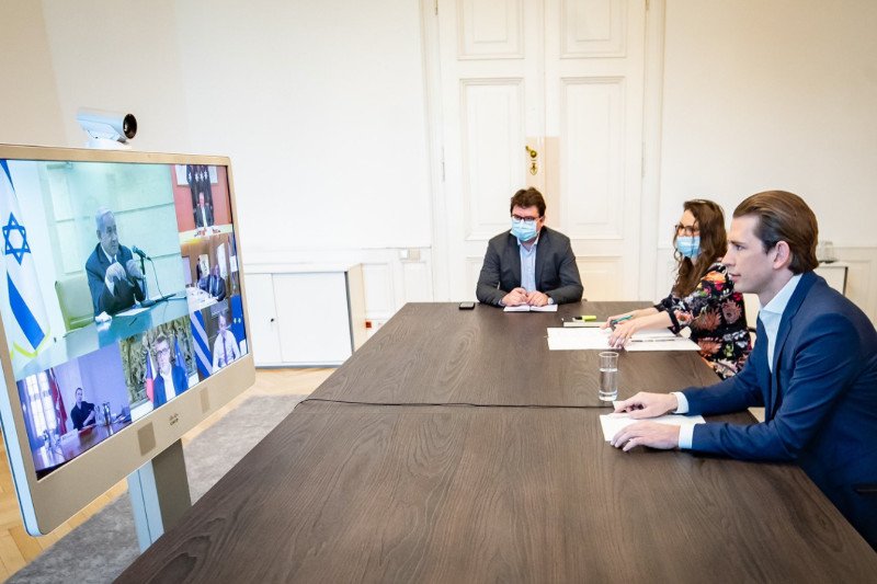 Kanclerz Austrii Sebastian Kurz zainicjował spotkania wideo ośmiu przywódców państw, które najlepiej poradziły sobie z koronawirusem.