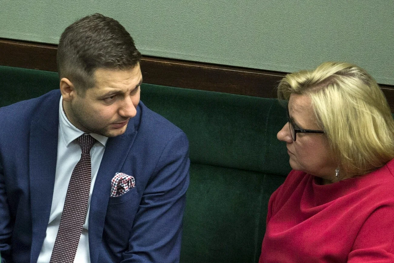 Czworo eurodeputowanych PiS może stracić immunitet. Wśród nich Patryk Jaki i Beata Kempa. Czworo eurodeputowanych PiS może stracić immunitet. Wśród nich Patryk Jaki i Beata Kempa.