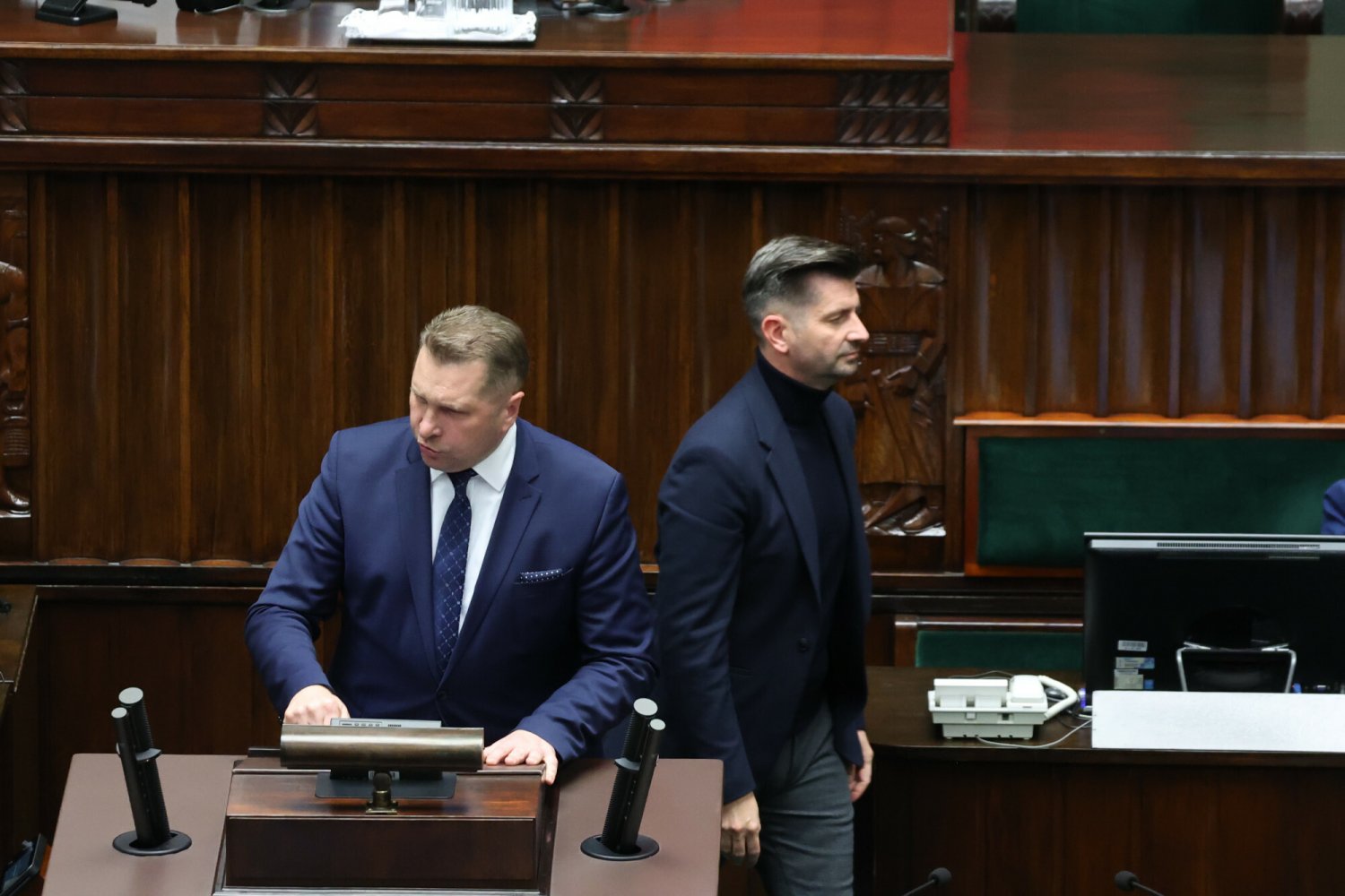 Przymysław Czarnek w skandaliczny sposób odezwał się do Krzysztofa Śmiszka z mównicy sejmowej.