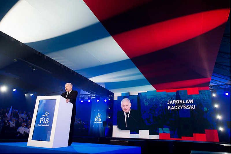 Jak wyglądałaby kampania PiS, gdyby partia mówiła w niej prawdę o swoich planach?