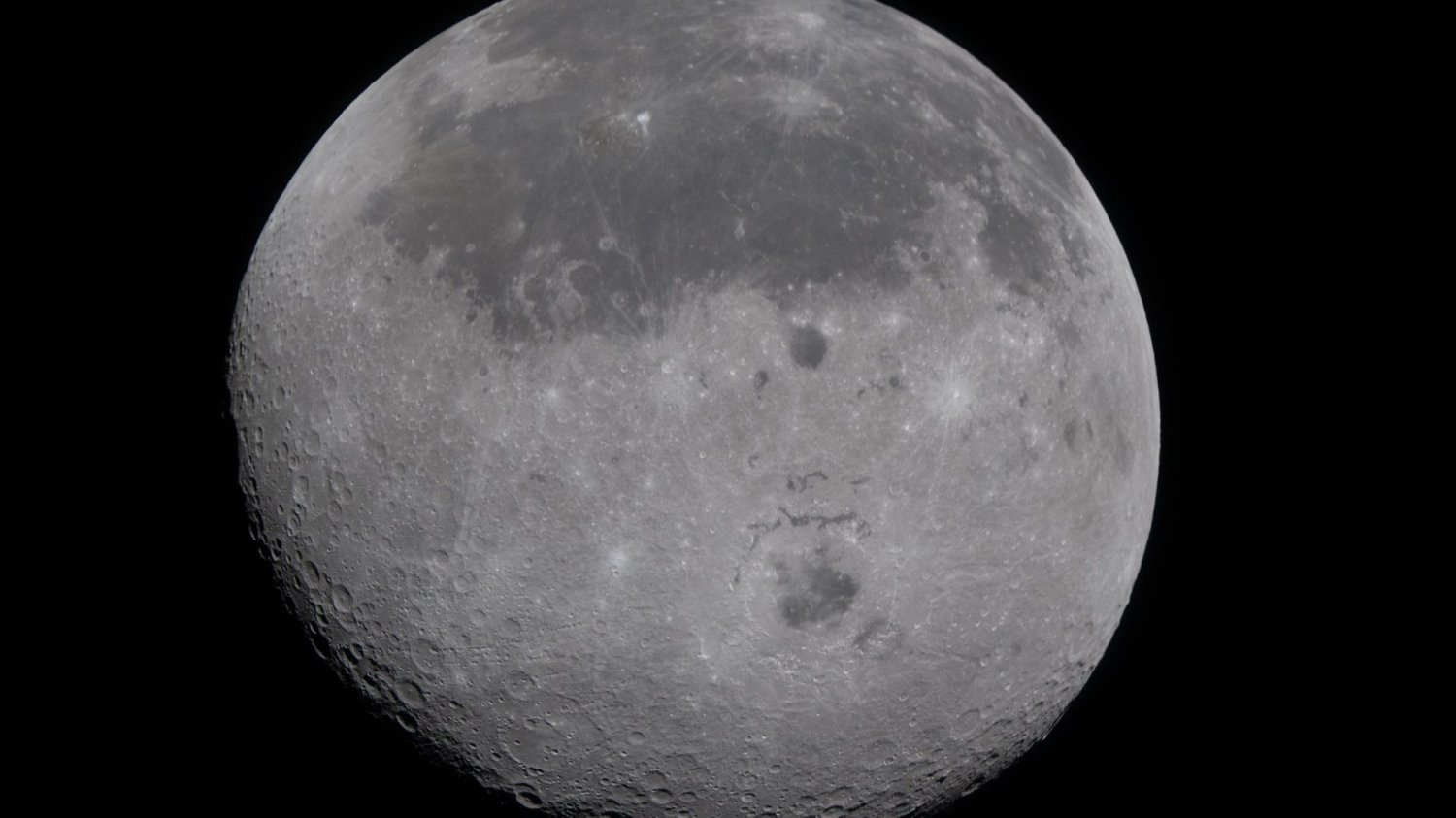 Misja Artemis II okrążyła księżyc. Astronauci pobili rekord ludzkości i nie zabrakło wzruszeń Księżyc