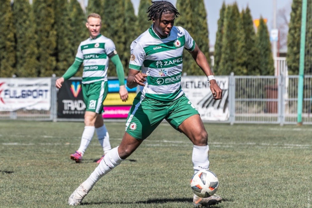 20-letni Irlandczyk Owen Edosomwan zamienia polską V ligę na portugalską ekstraklasę