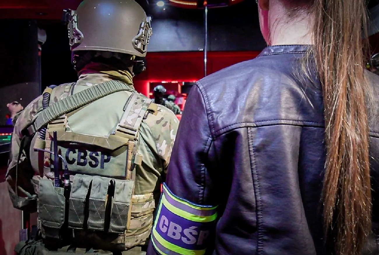 Wielka akcja służb w całej Polsce. Wtargnęli do klubów go-go