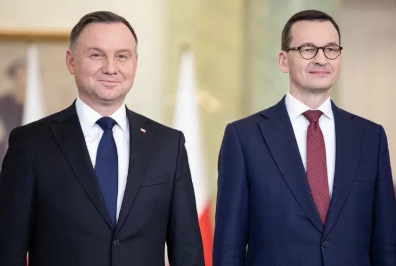 Jak Polacy oceniają pracę prezydenta i premiera? Najnowszy sondaż Kantar.