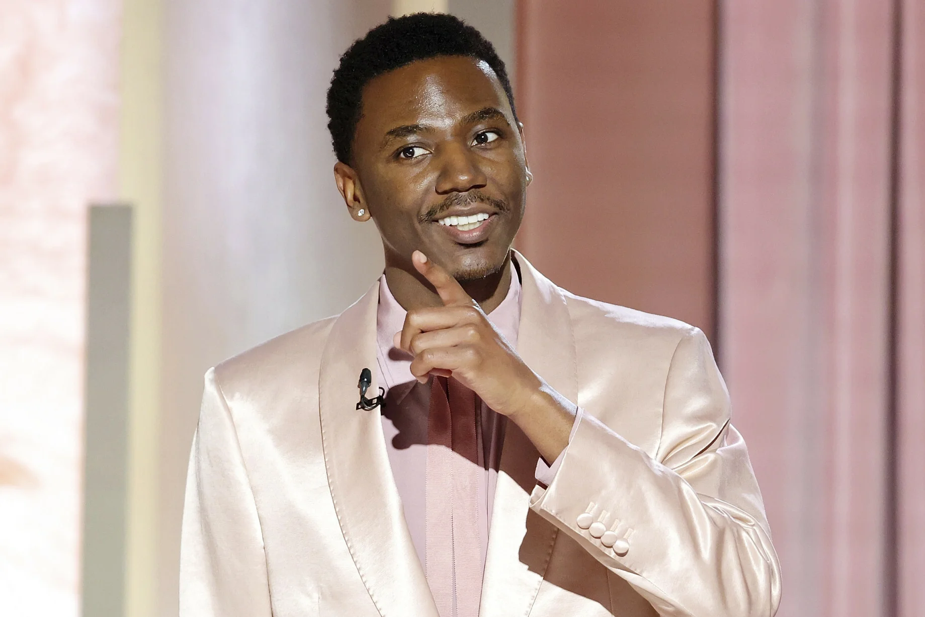 Jerrod Carmichael zażartował ze śmierci Whitney Houston na gali rozdania Złotych Globów.