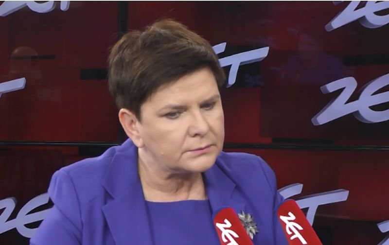 Beata Szydło broni zmian w prawie oświatowym. Chodzi m.in. o klasyfikację maturzystów.