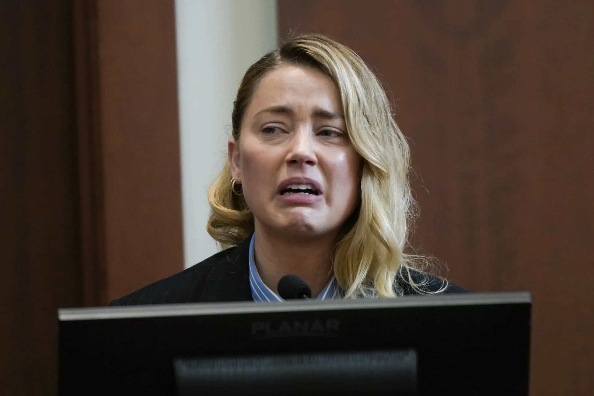 Amber Heard w sądzie.