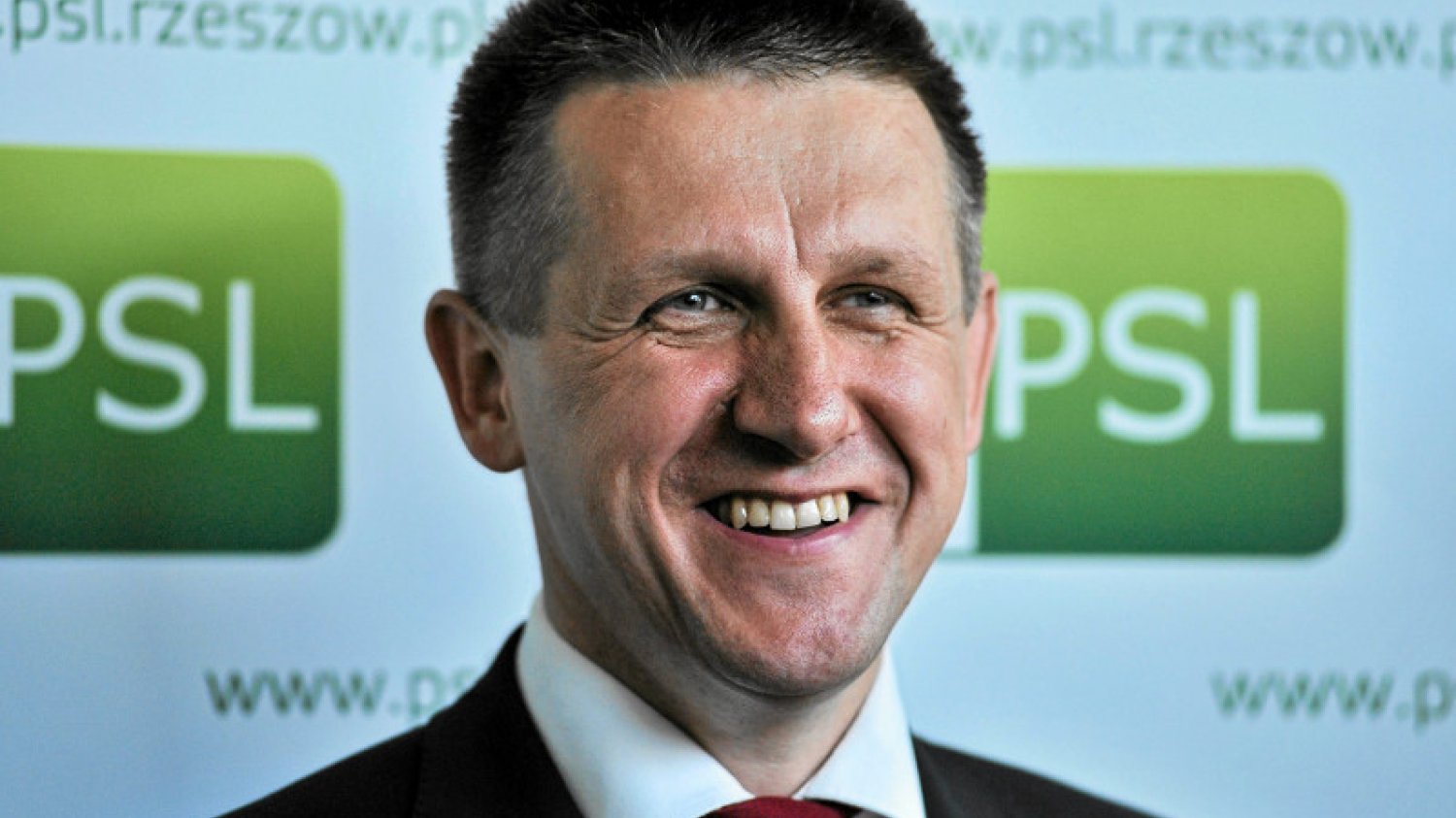 Poseł Jan Bury z PSL czerpie korzyści z kontaktów, jakie spółka, w której ma udziały, podpisuje z państwowymi agencjami