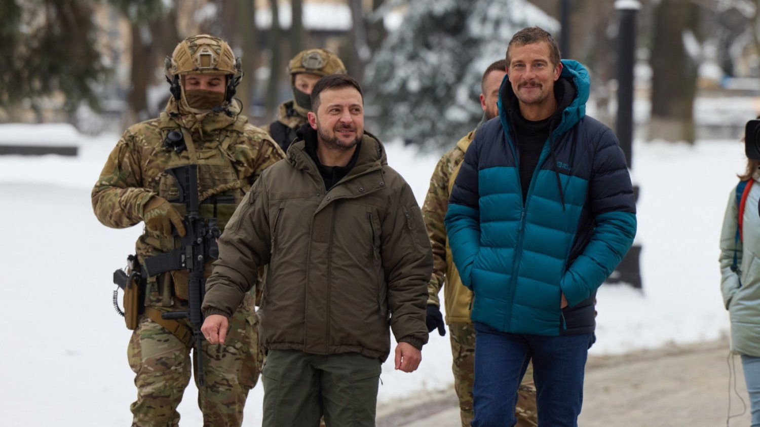 Bear Grylls spotkał się z Zełenskim. Robi program o przetrwaniu Ukraińców