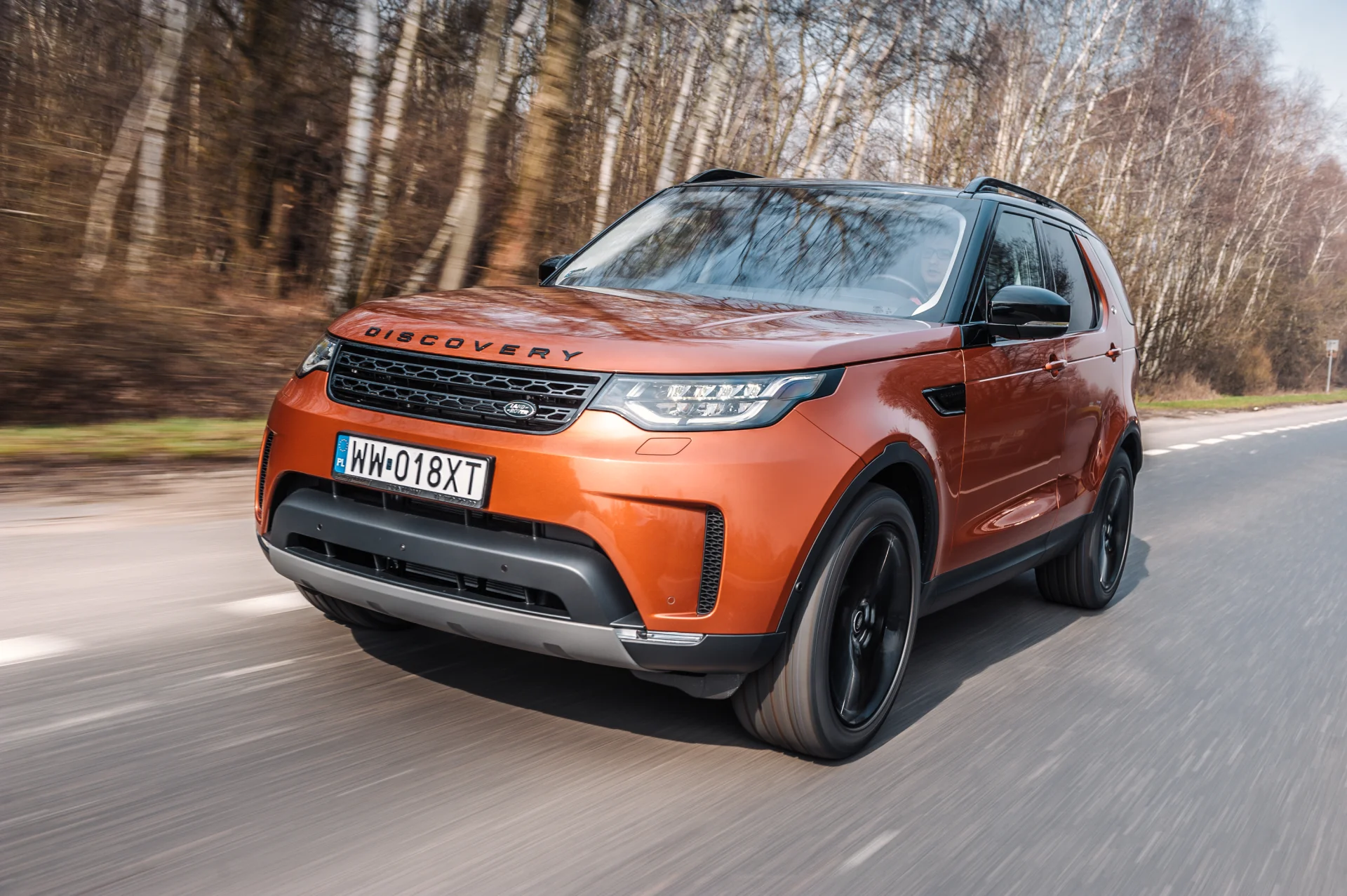 Land Rover Discovery, obok Defendera, jeden z najbardziej kultowych modeli Land Rovera.