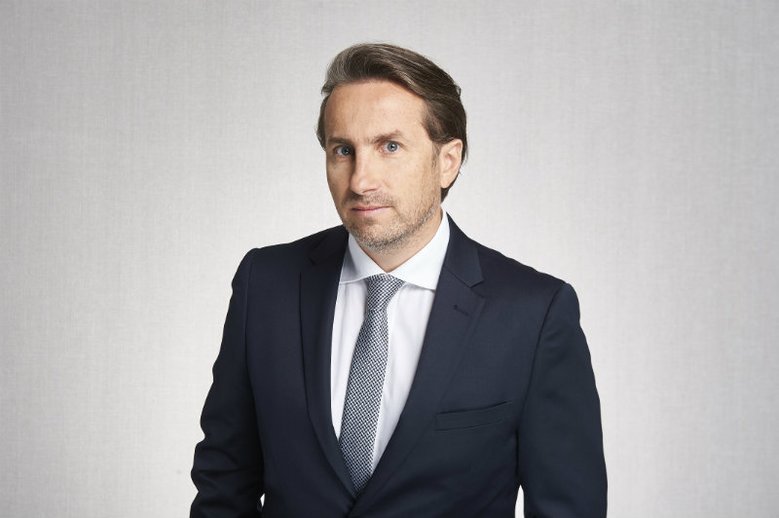 Młodzież nadal sięga po papierosy. Jacek Furman, prezes Aflofarm, chce to zmienić