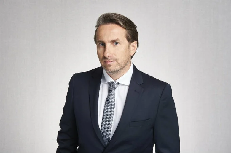 Młodzież nadal sięga po papierosy. Jacek Furman, prezes Aflofarm, chce to zmienić