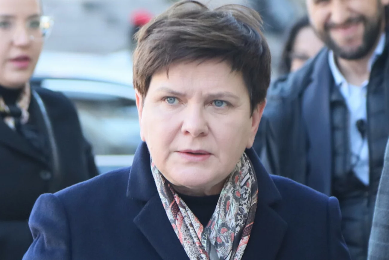 Prokuratura Okręgowa w Nowym Sączu umorzyła śledztwo dotyczące uszkodzenia płyt DVD, które stanowiły dowody w sprawie wypadku Beaty Szydło.