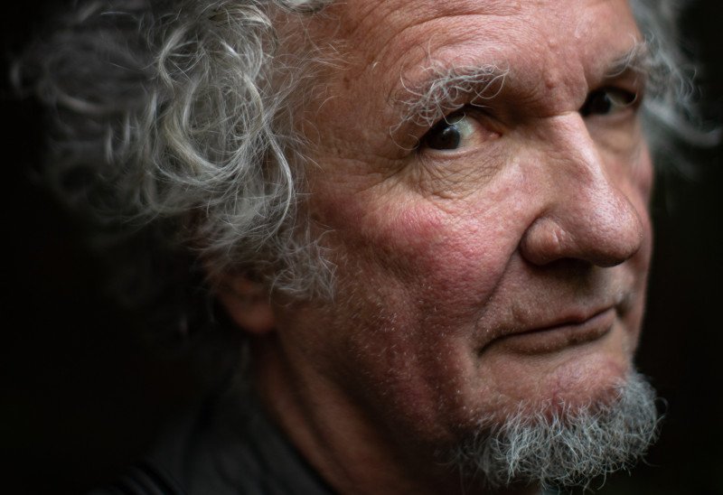 To fotograf Tomasz Sikora stoi za kampanią "Nie świruj, idź na wybory".