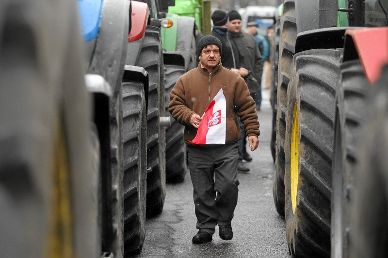 Komisja Europejska wydała rekomendacje dla polskiego rządu. Mamy znieść przywileje emerytalne górników i rolników, czyli zlikwidować KRUS