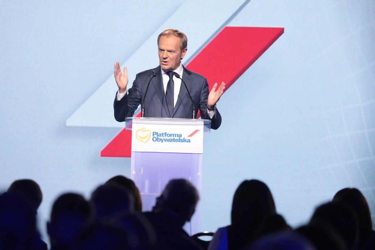 "Inteligencja i klasa". Oto, co zdaniem wielu pokazała konferencja prasowa Donalda Tuska.