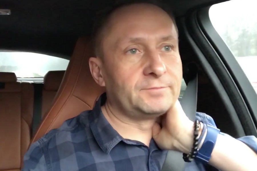 Kamil Durczok nagrał komentarz, w którym opowiedział o prawdziwym celu rekonstrukcji rządu.