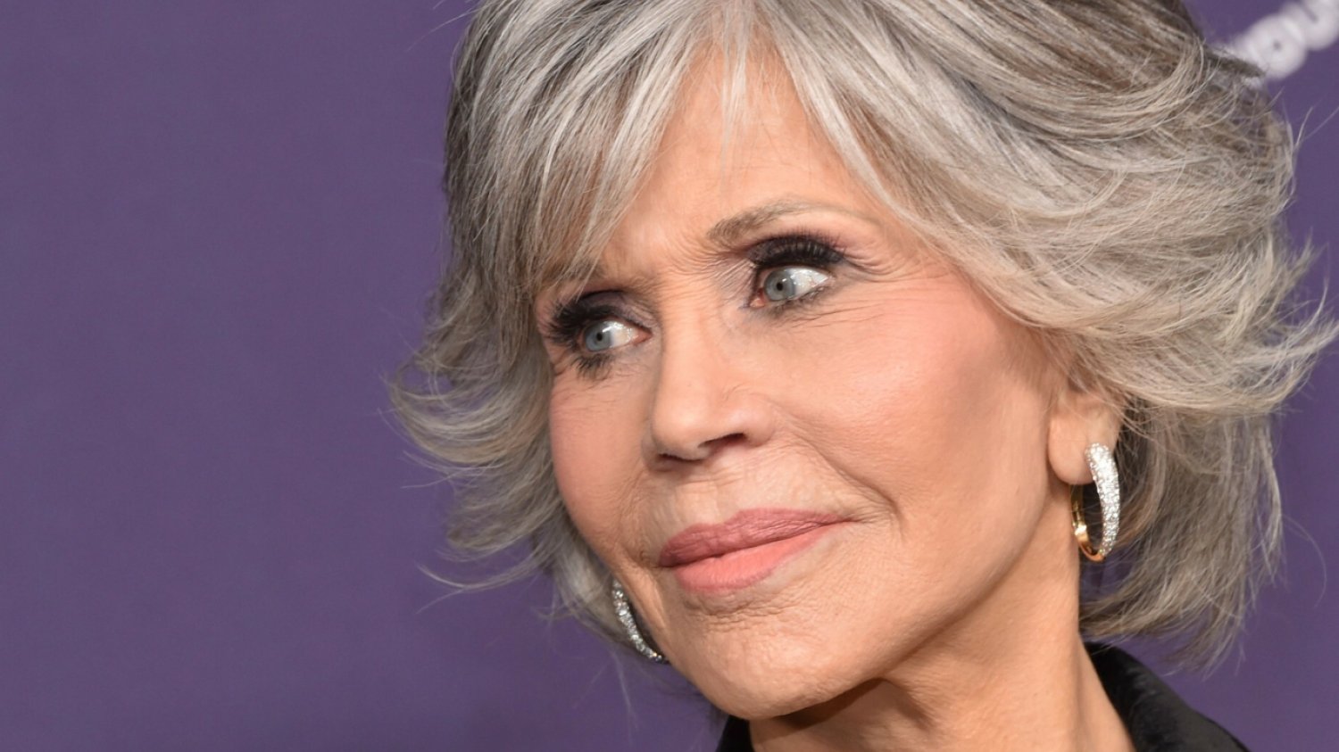 Jane Fonda ogłosiła, że jej rak jest w remisji. Jane Fonda ogłosiła, że jej rak jest w remisji.