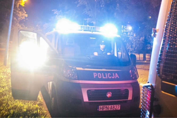 11-letni harcerz został postrzelony w szyję przez nieznanego sprawcę.