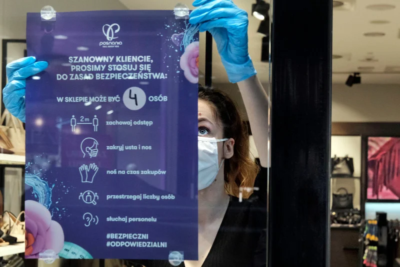 4 maja po kilkutygodniowej przerwie otwarte zostały galerie handlowe i sklepy.