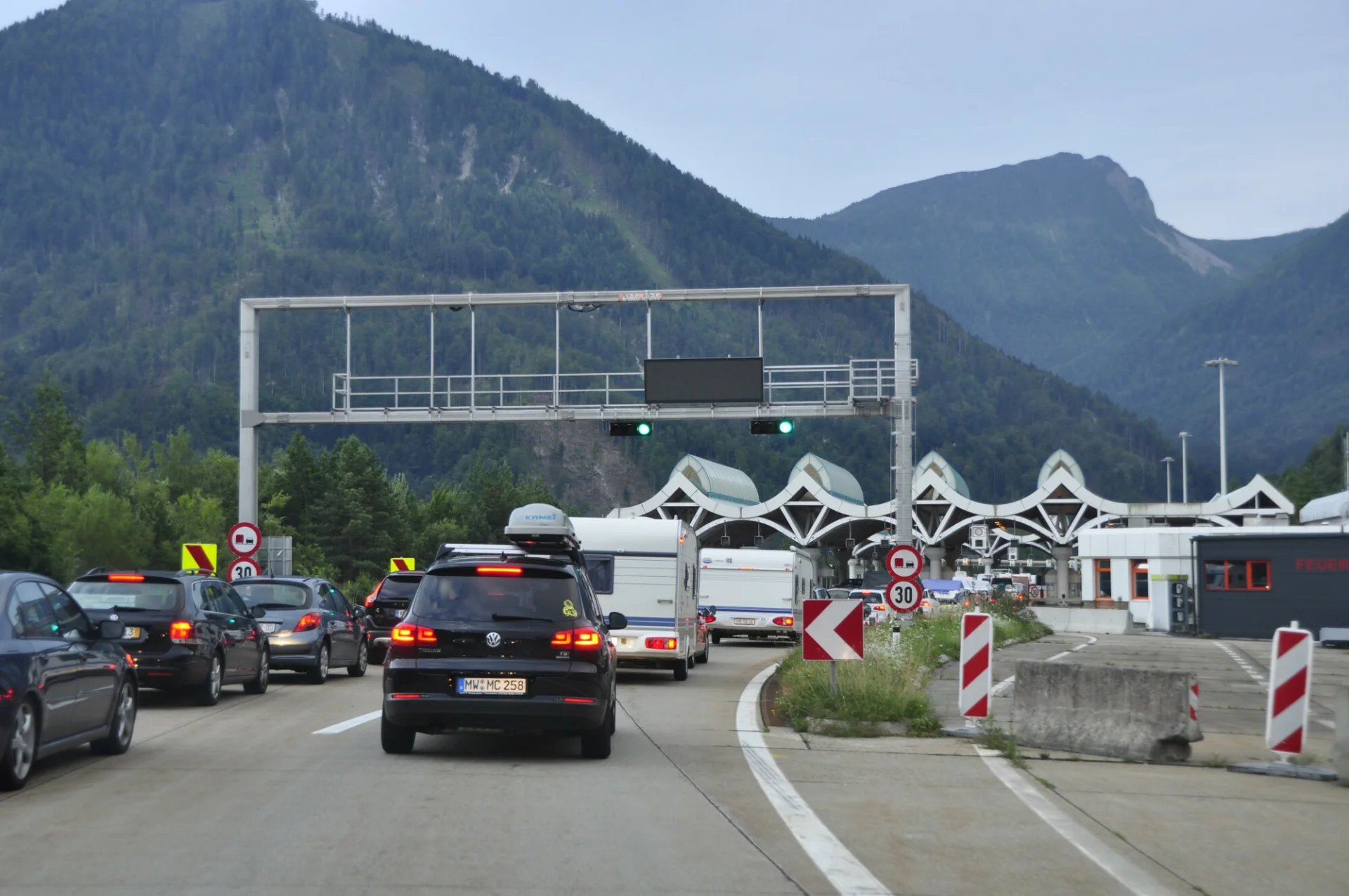 Jak w drodze do Chorwacji ominąć Słowenię lub płatne autostrady?