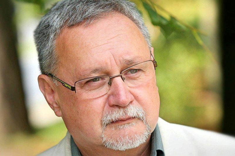 Selim Chazbijewicz uważa, że napływ uchodźców może być... wojną hybrydową